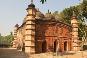 Atia Masjid, Tangail